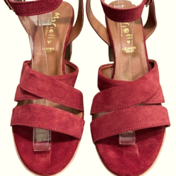 NEW! MARIELLA Made In Italy  Suede Strappy Sandals 8. - Picture 1 of 5